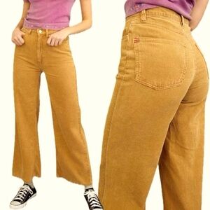 NWT BDG’s retro “High-and-Wide” High Waist Corduroy Jean in Camel Tan Brown